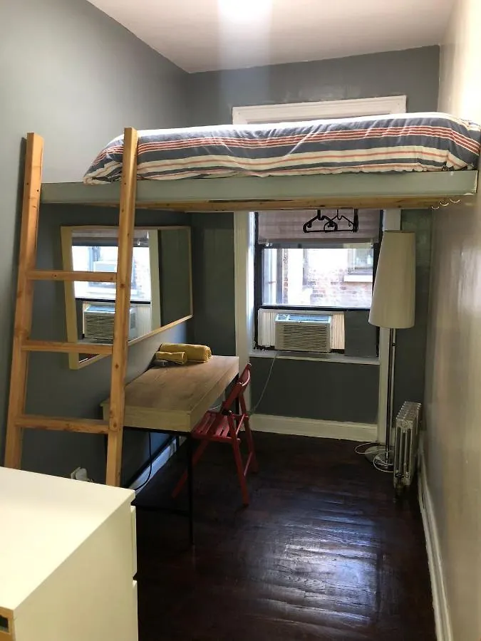 Homestay Private Room In A Shared Apartment 15 Minutes To Times Square! New York United States